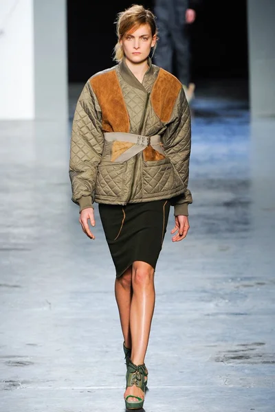 Look 17